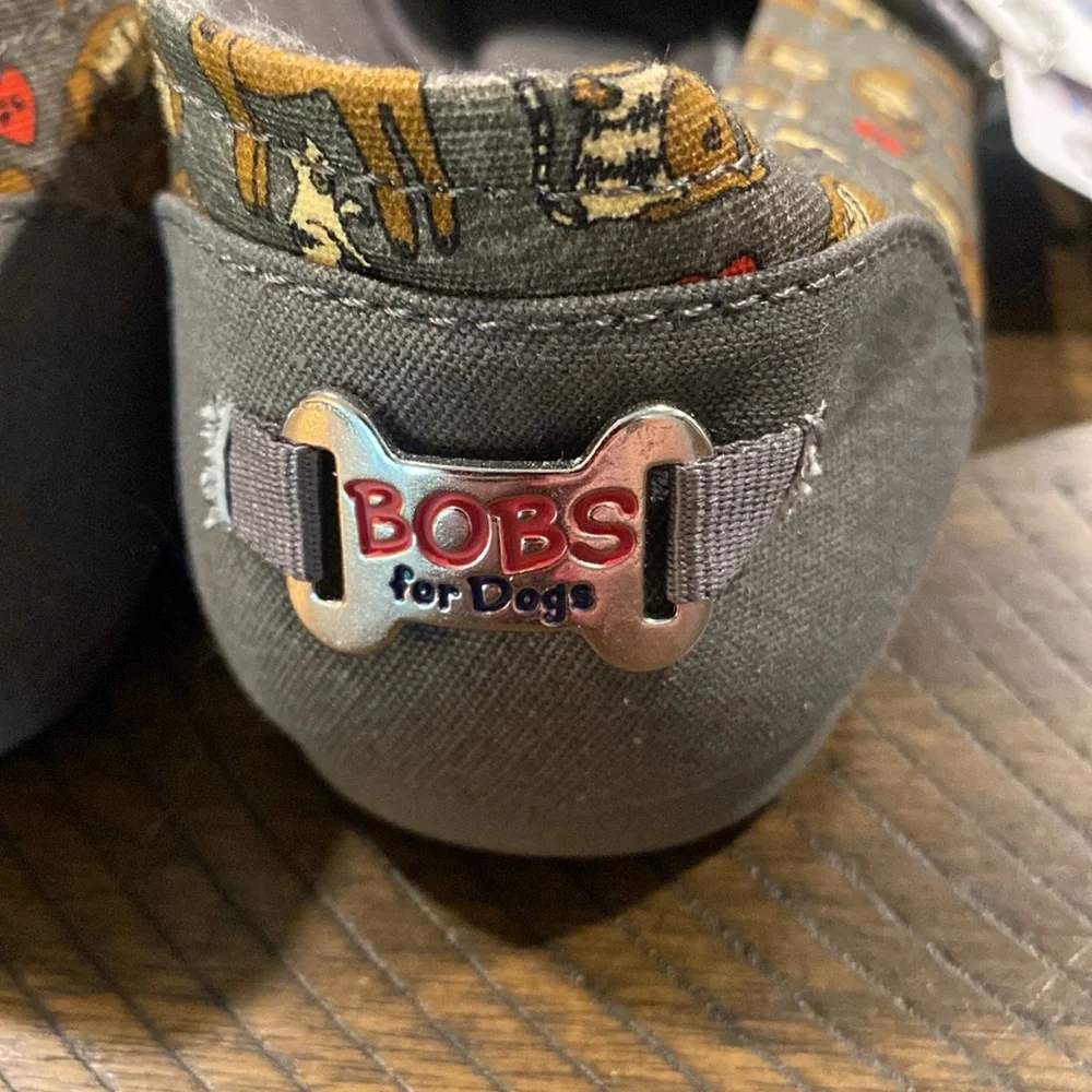 BOBS from Skechers grey skip